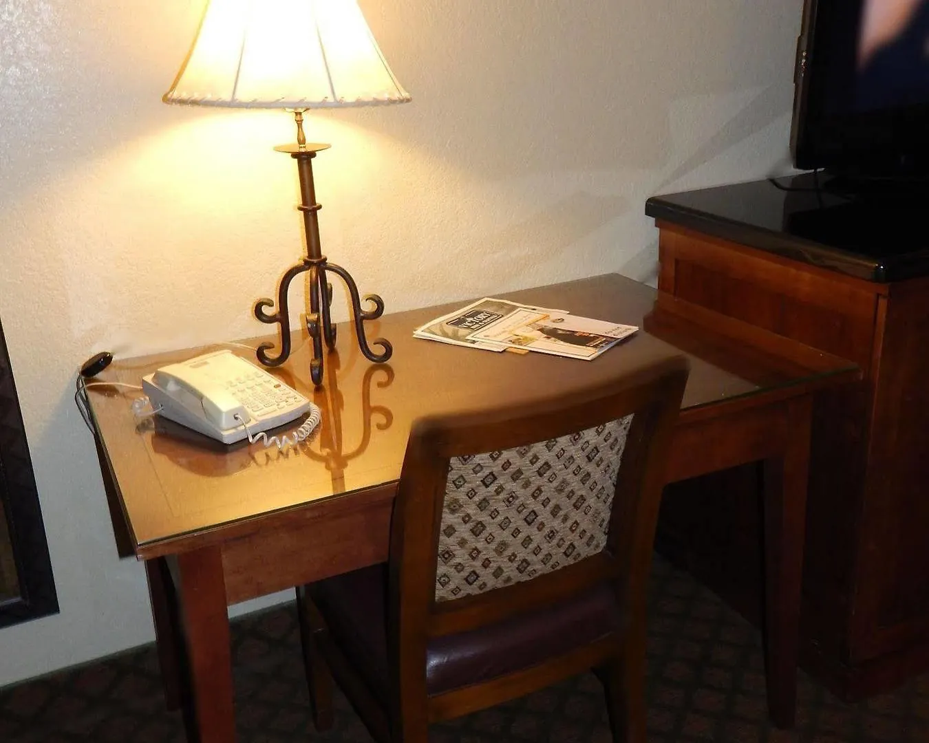 A Victory Inn & Suites - Phoenix North